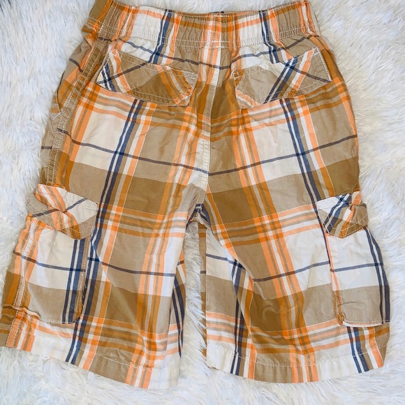Boys size 7X plaid cargo shorts - Picture 4 of 4